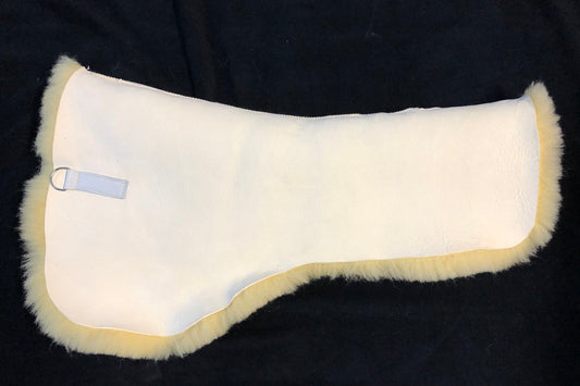 Lammfell Satteldecken-Unterlage, Dressur, D-Ringe oben