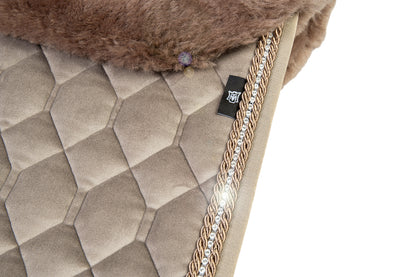 Lammfell Schabracke Dressur Gr. L, Samt, Moon Rock, Crystal Kordel, limitiert