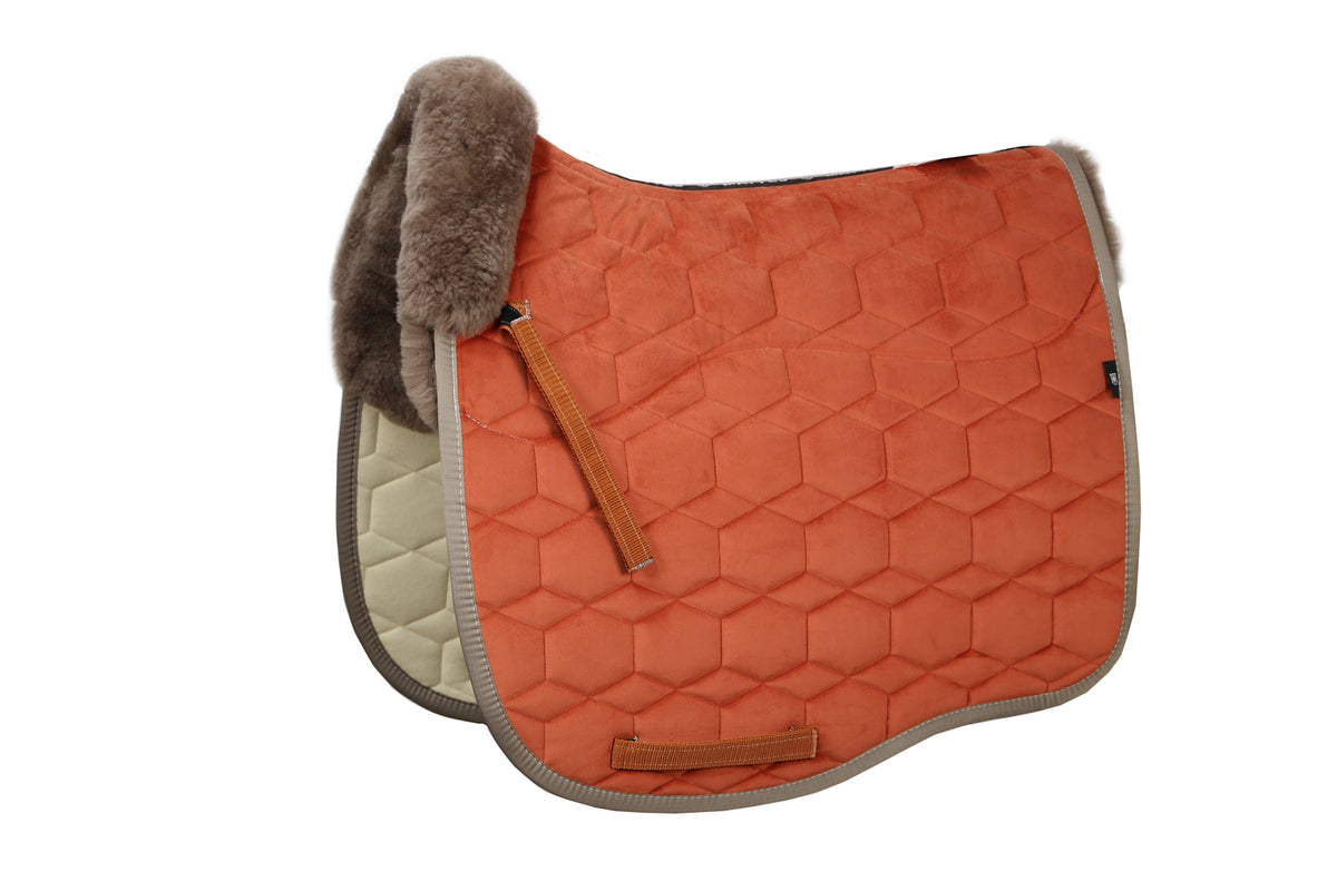 Lammfell Eurofit Schabracke Dressur Gr. L, Samt, Zimt, Cappucchino